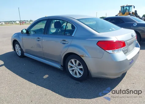 2010 Subaru Legacy 2.5I Premium из США, поврежденный, VIN 4S3BMCG62A3234018